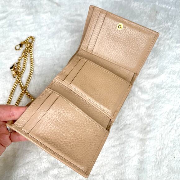 Gucci beige leather compact wallet wristlet with chain - Picture 15 of 16